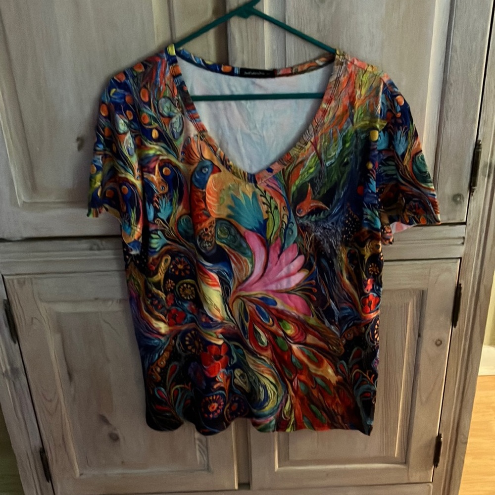 NWT floral short sleeve Top